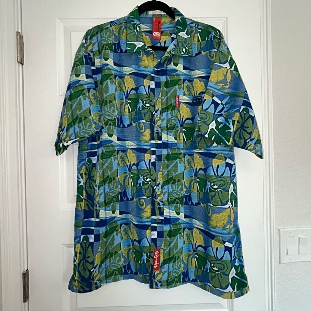 Marc Ecko Unltd Tropical Print Button Front Short Sleeve Shirt
